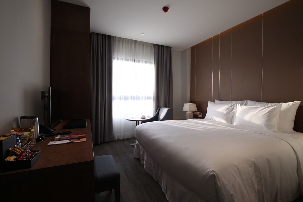 Avora Hotel Дананг Екстер'єр фото