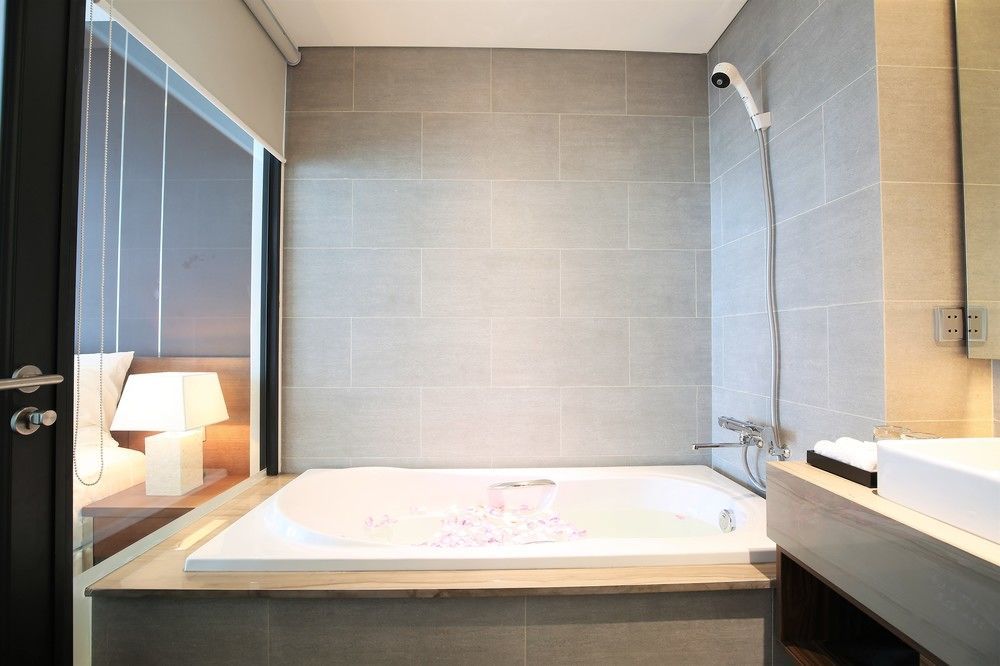 Avora Hotel Дананг Екстер'єр фото